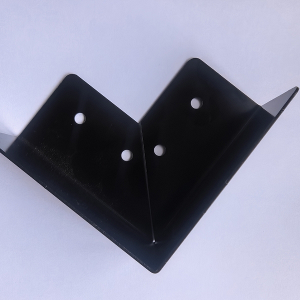 五金精 密冲压件注塑件